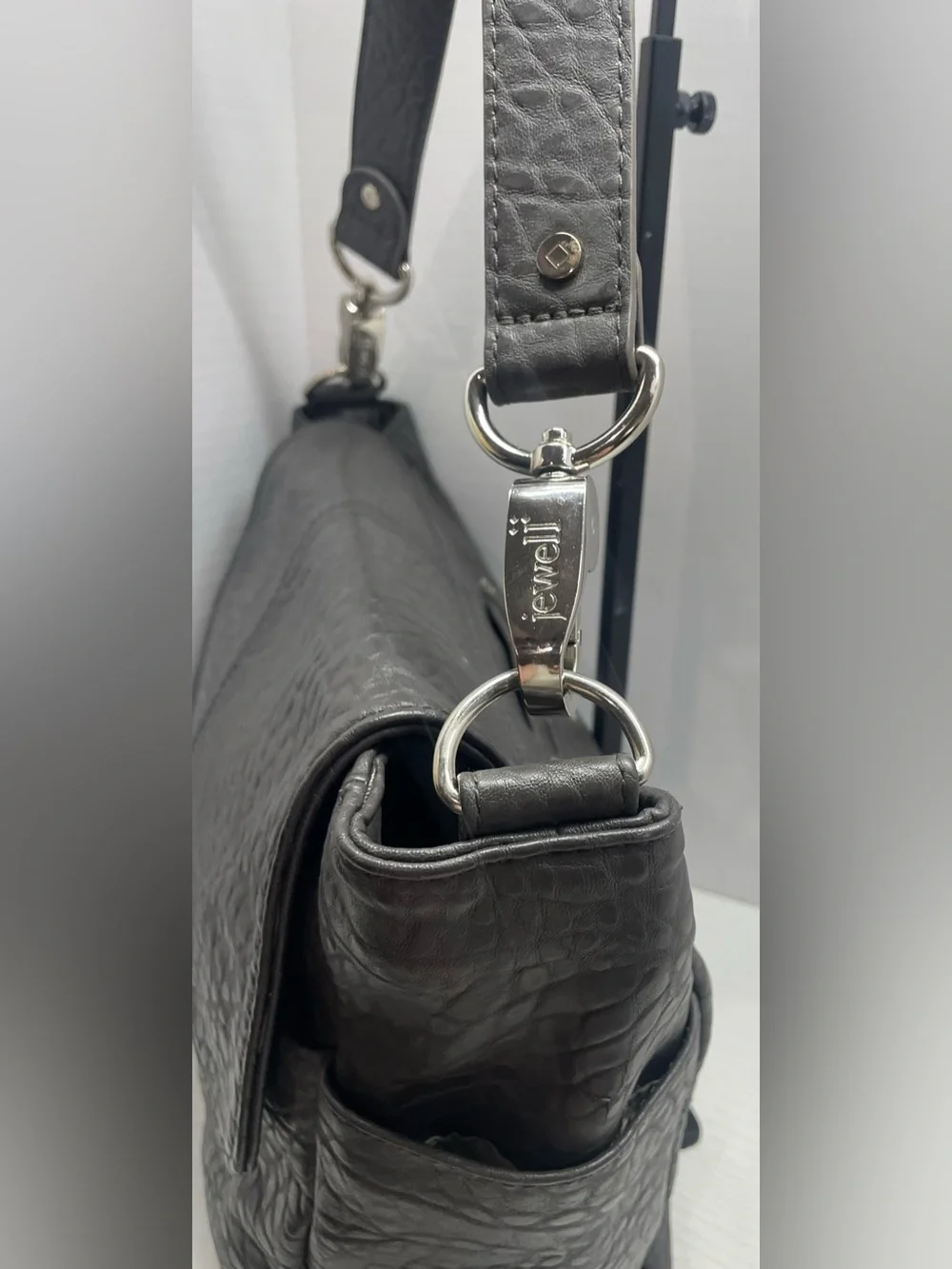 Thirty-One Jewel Shoulder Bag Gray Pebbled Faux Leather Silver Hardware